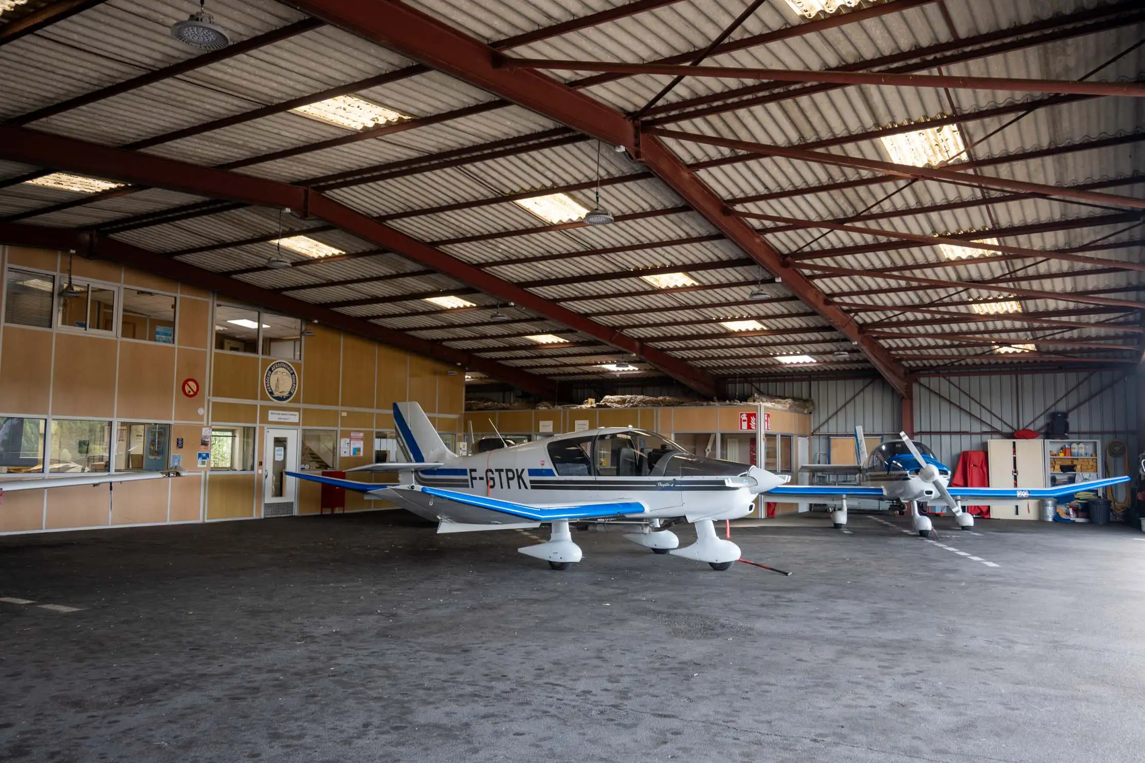Intérieur de l'aéroclub de l'ACAT